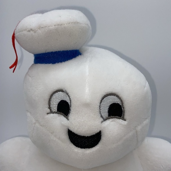 Ghostbusters Afterlife Cinemark Exclusive Plush Stay-Puft Marshmallow Man 9” - Picture 2 of 10
